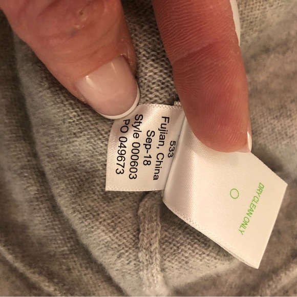 Lily Pulitzer cashmere sweater, EUC - Picture 3 of 7